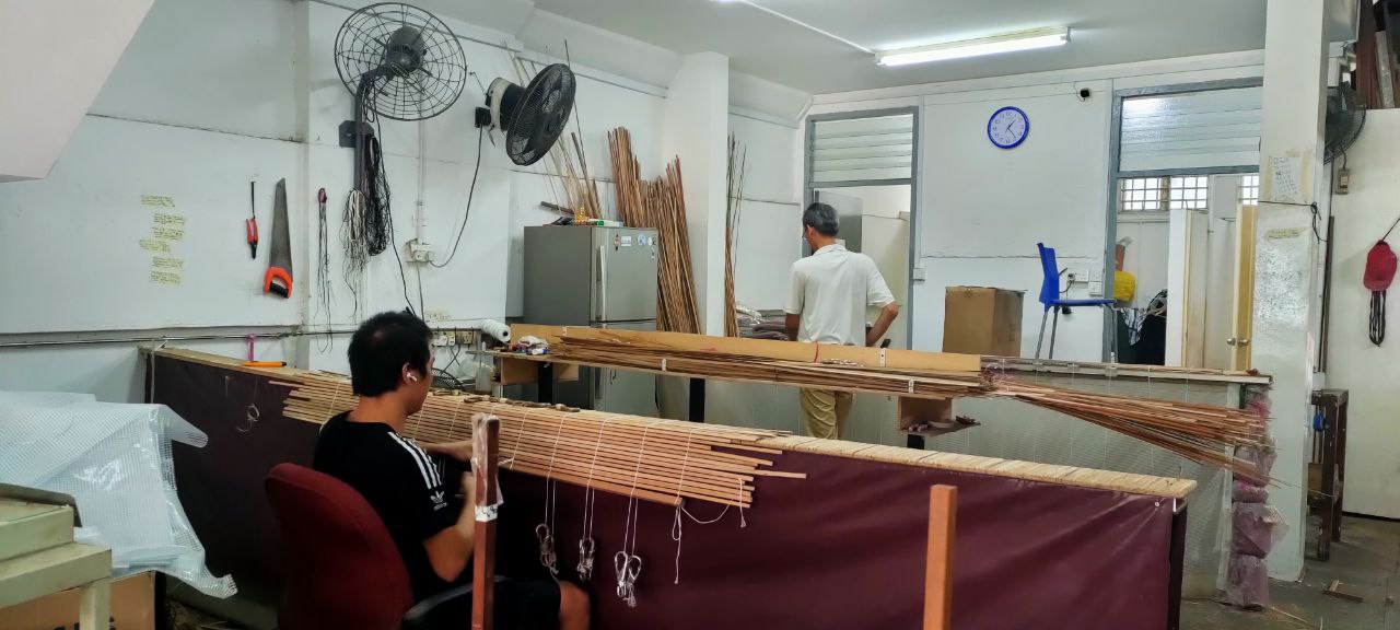 Load video: window blinds_ bamboo blinds Singapore _ fabrication page 